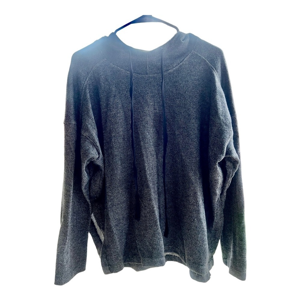 Max Studio Pullover Hoodie